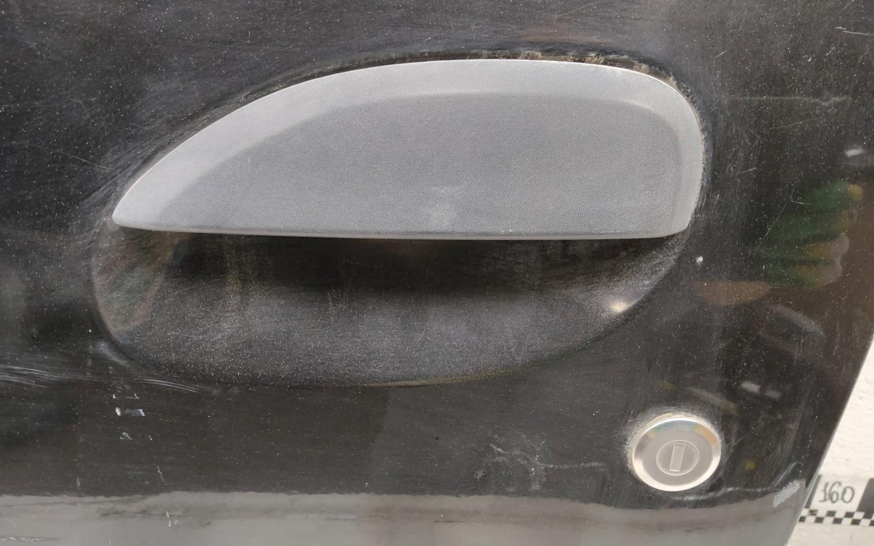 Дверь передняя левая