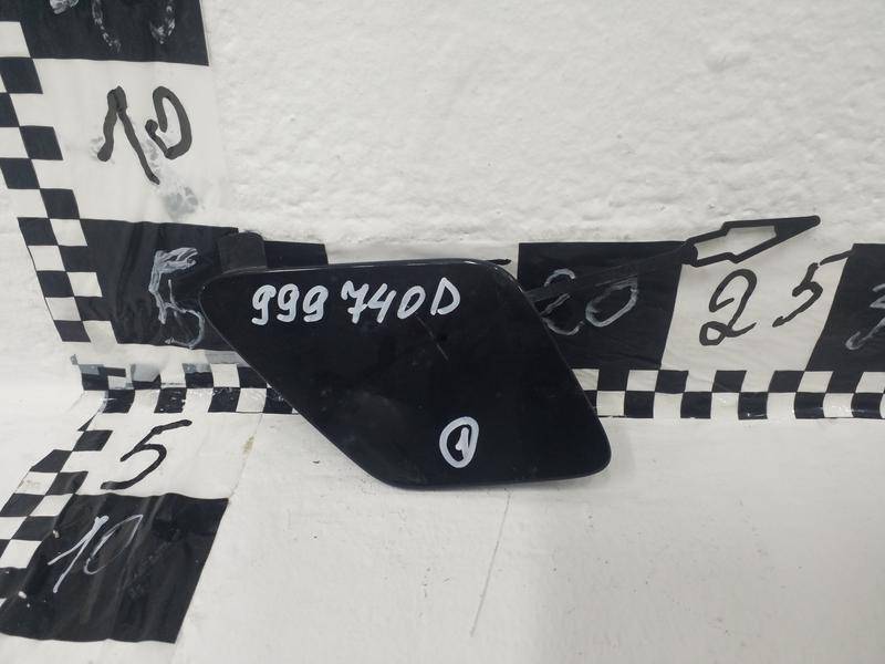 Заглушка буксировочного крюка