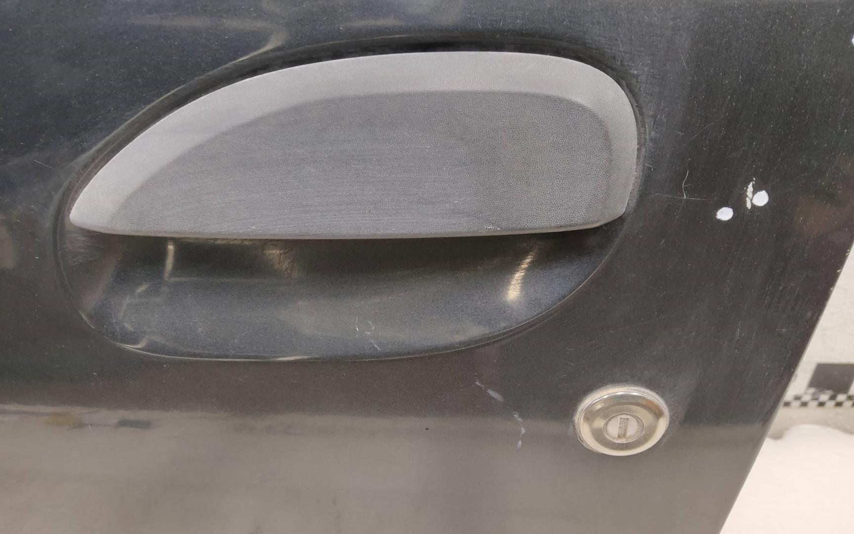 Дверь передняя левая