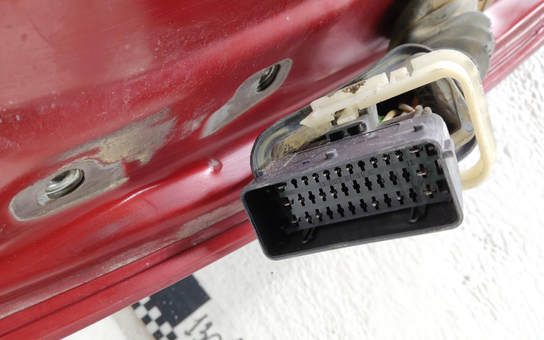 Дверь передняя левая