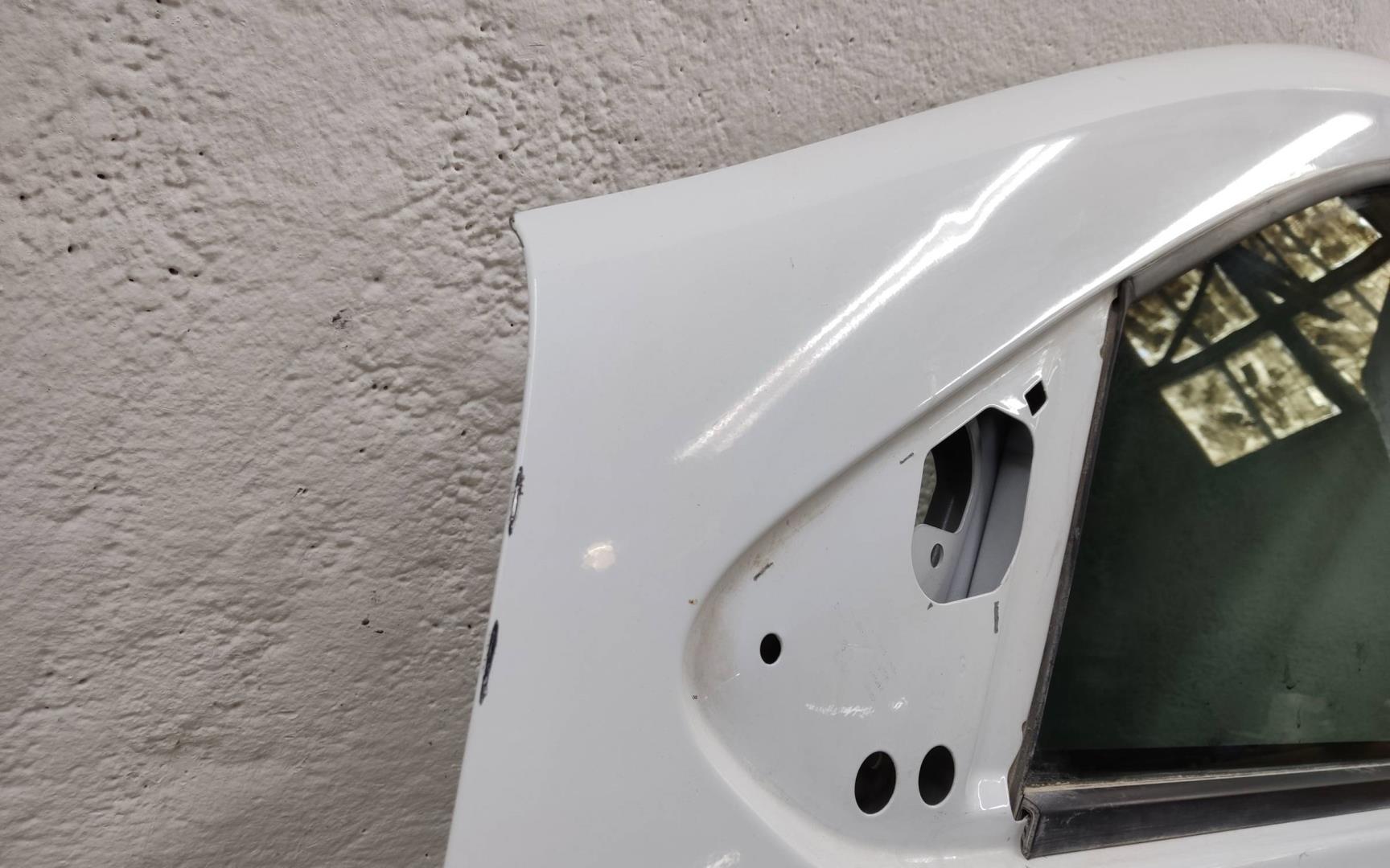 Дверь передняя левая