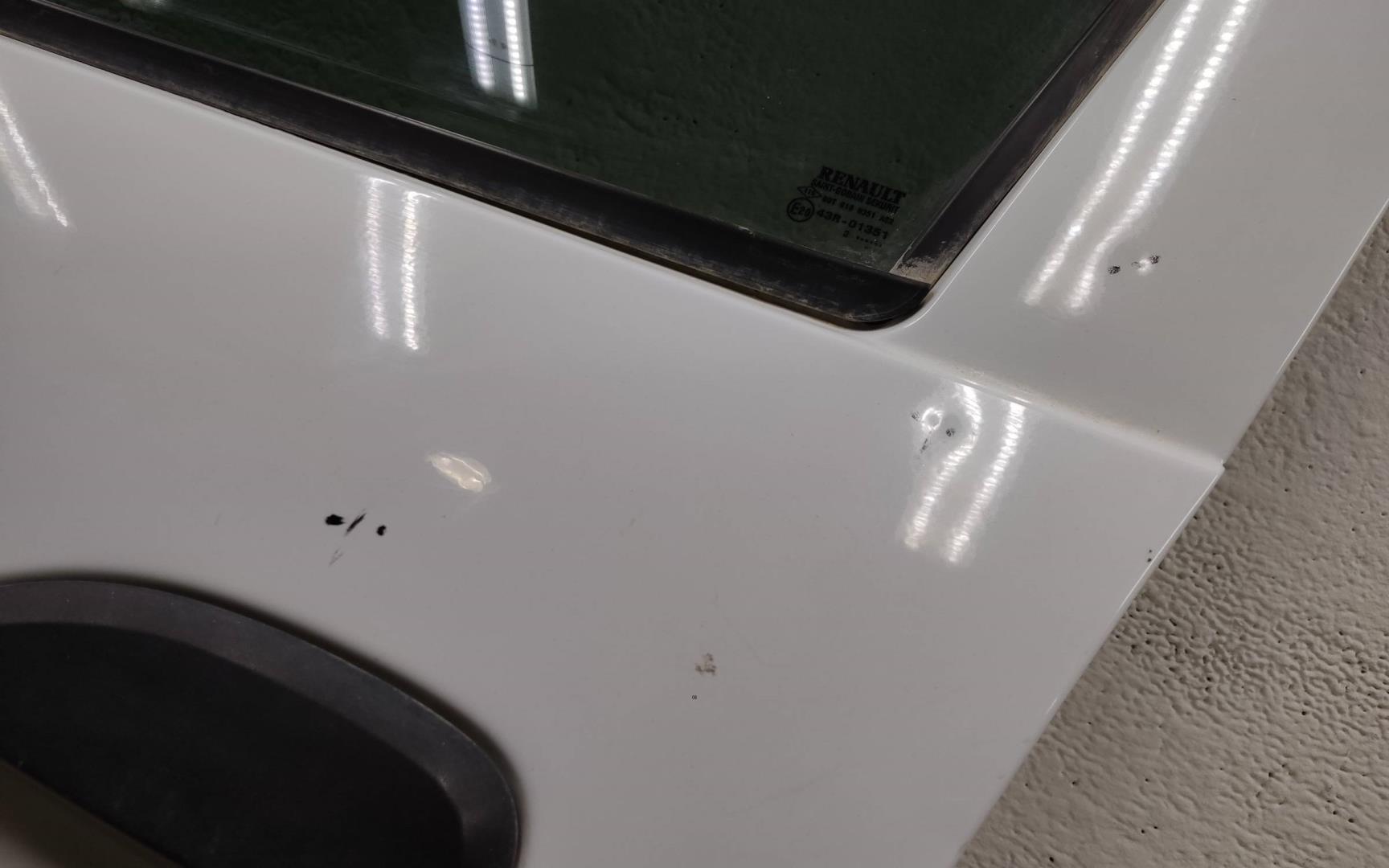 Дверь передняя левая