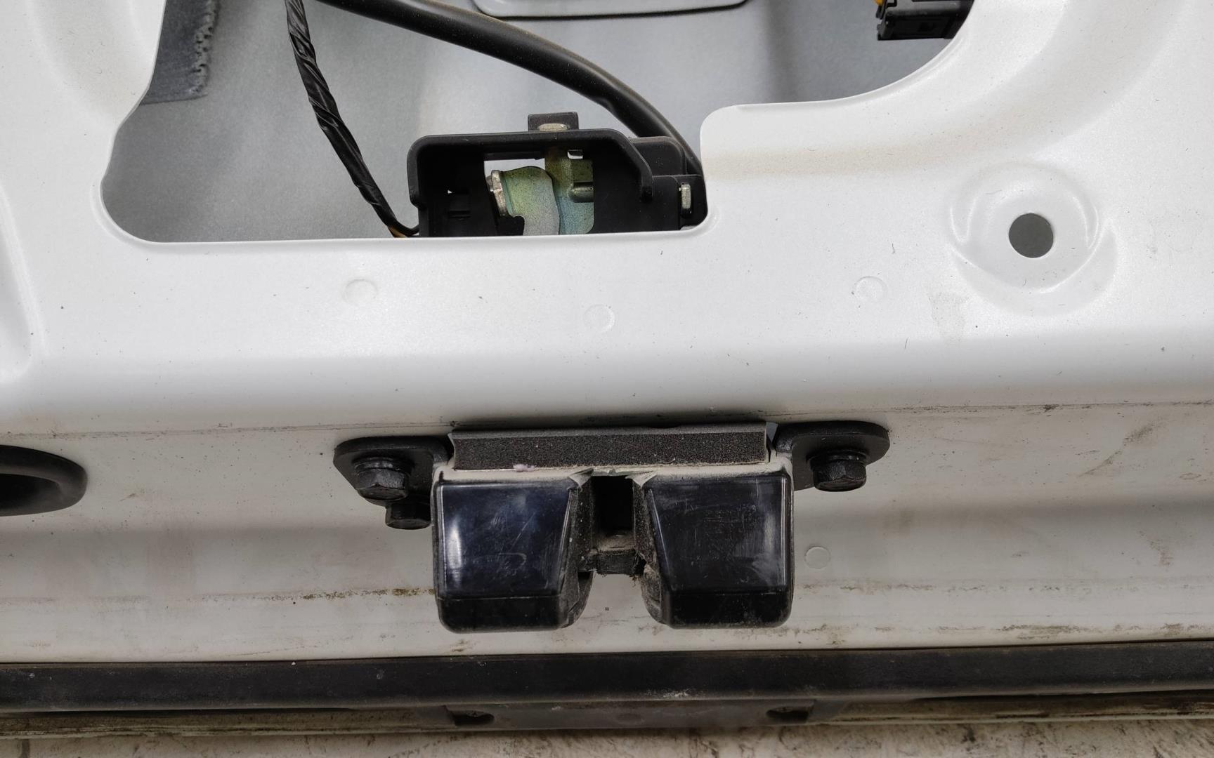 Крышка багажника