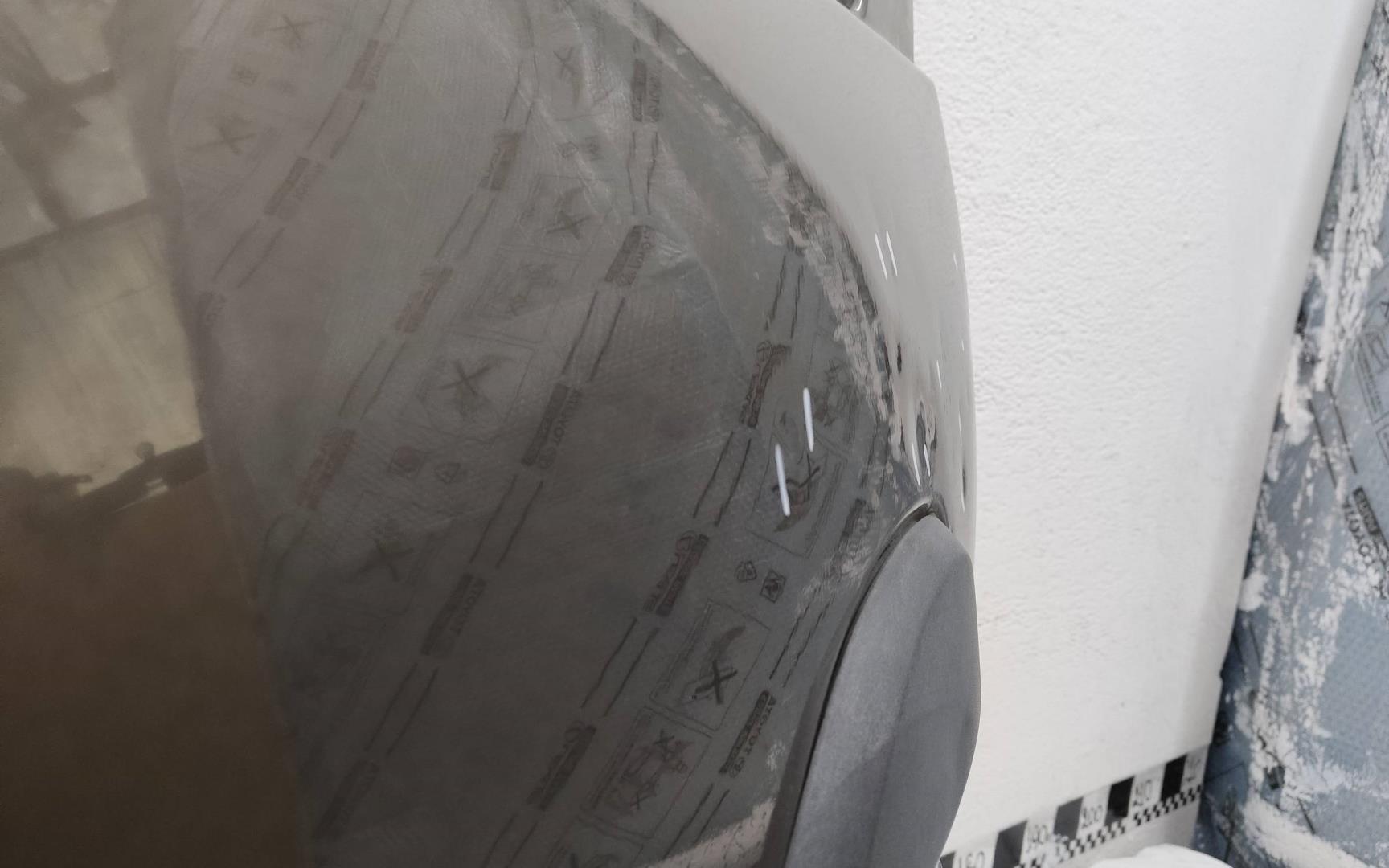 Дверь передняя левая