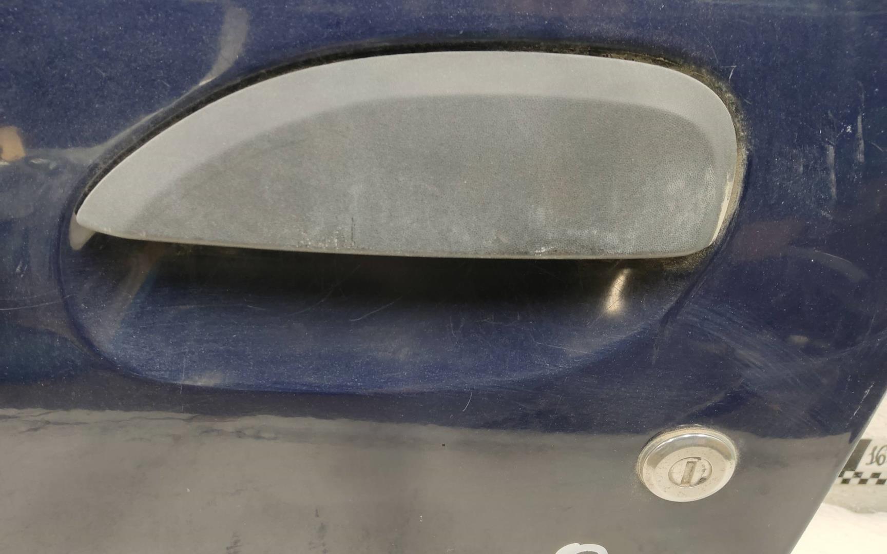 Дверь передняя левая