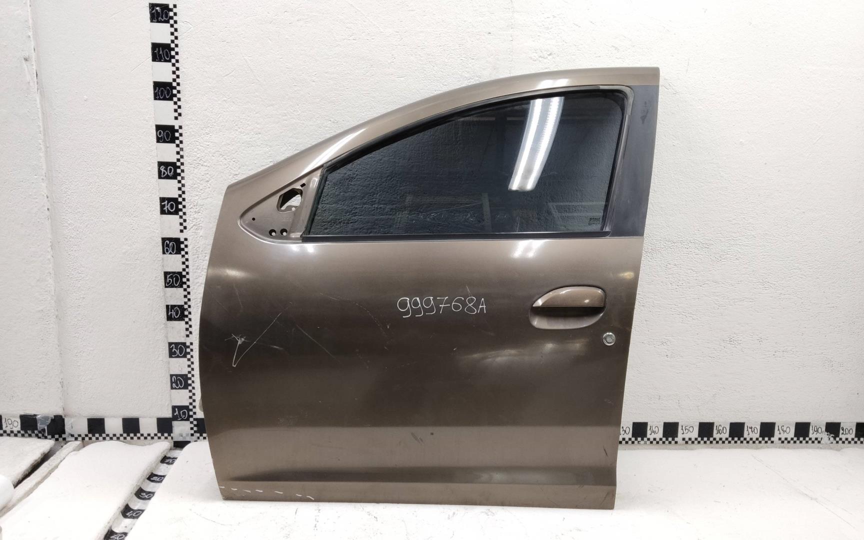 Дверь передняя левая