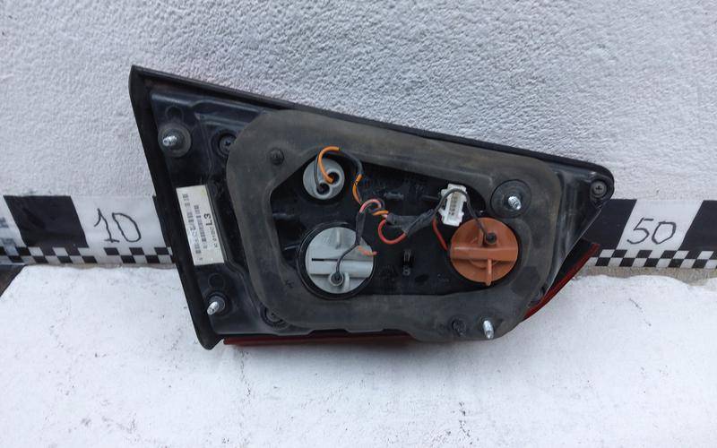 Фонарь задний внутренний правый