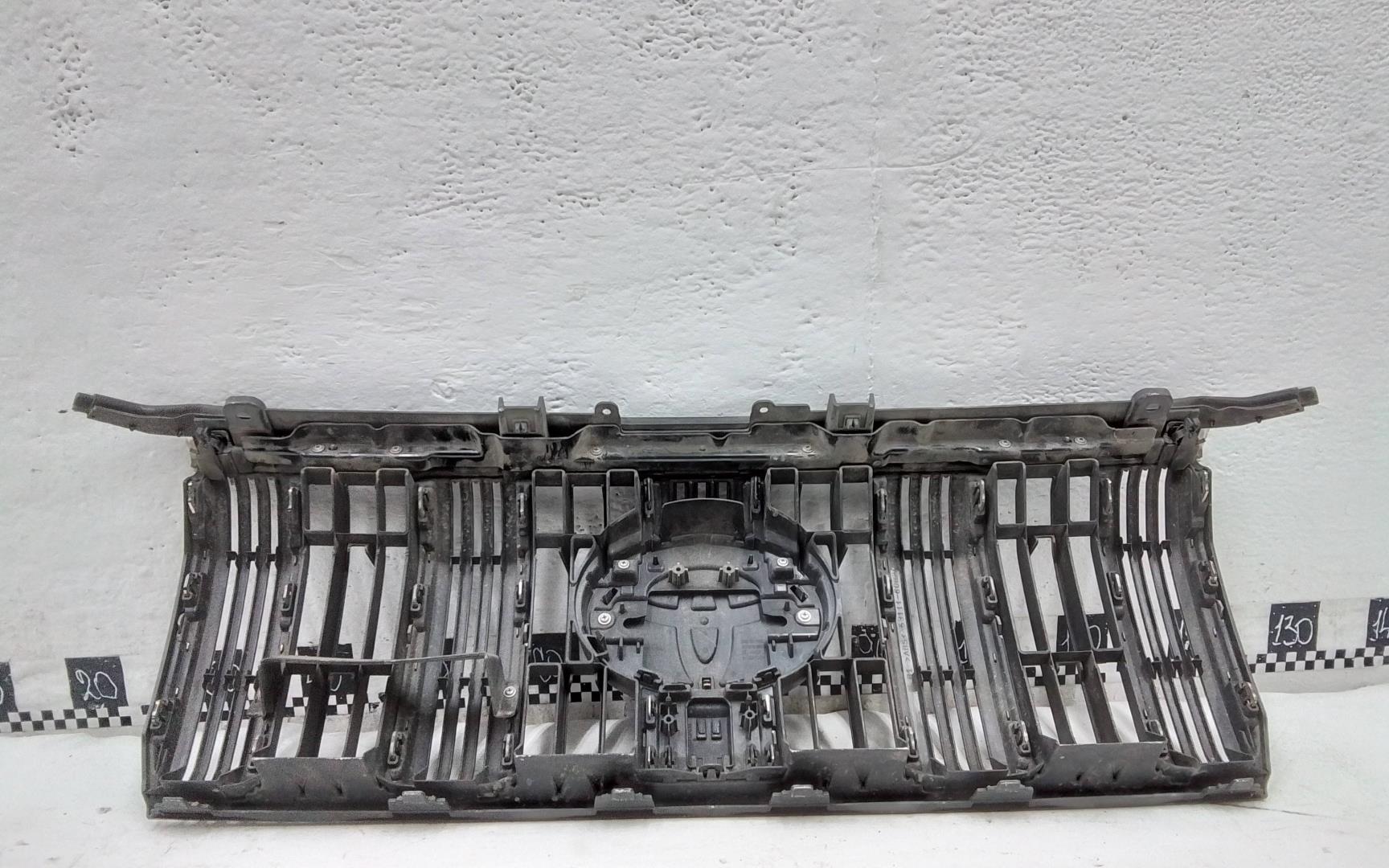 Решетка радиатора