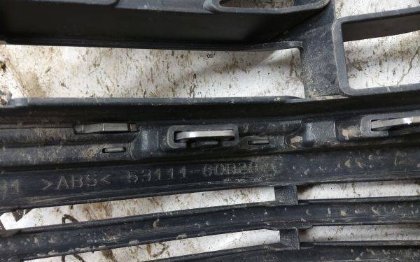 Решетка радиатора