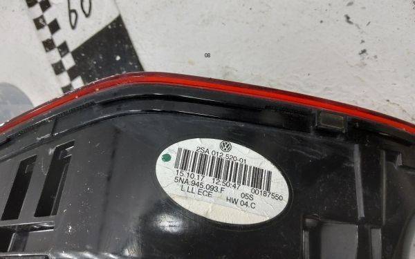 Фонарь задний внутренний левый