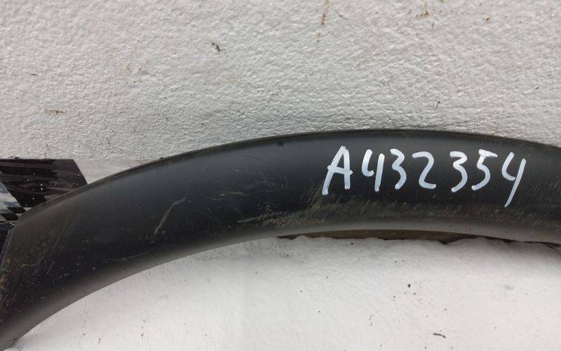 Накладка заднего бампера левая