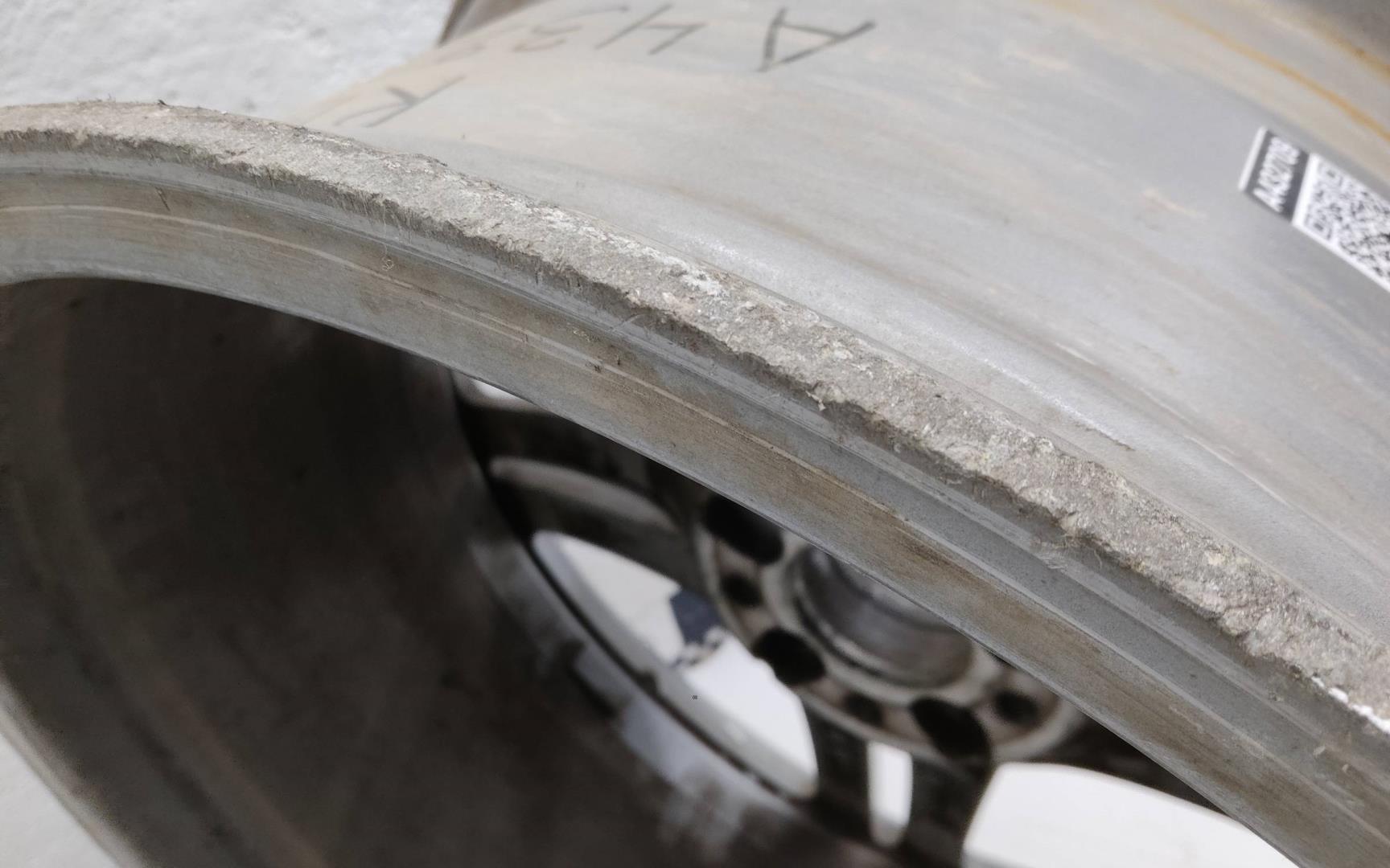 Диск колесный литой легкий сплав