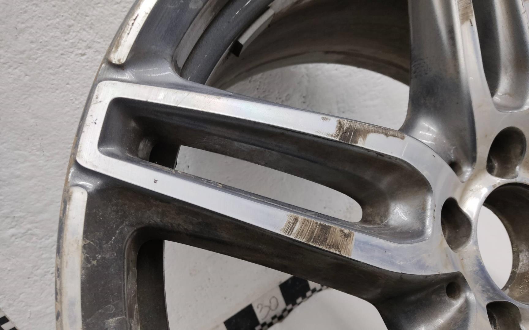 Диск колесный литой легкий сплав