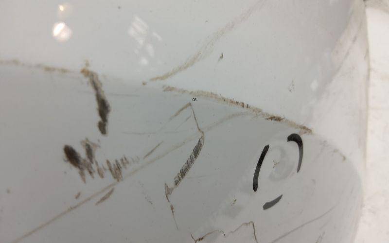 Крыло переднее правое