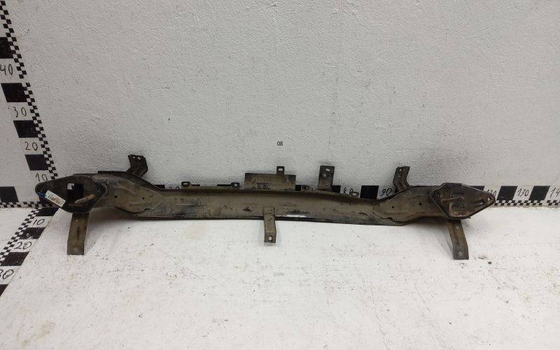 Усилитель заднего бампера