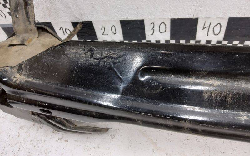 Усилитель заднего бампера