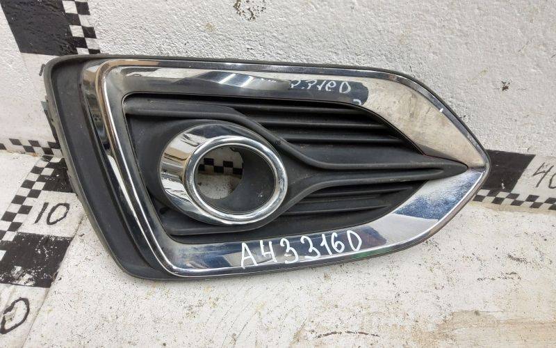 Накладка переднего бампера левая