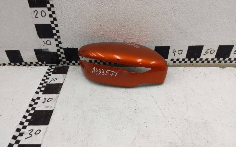 Накладка зеркала правого