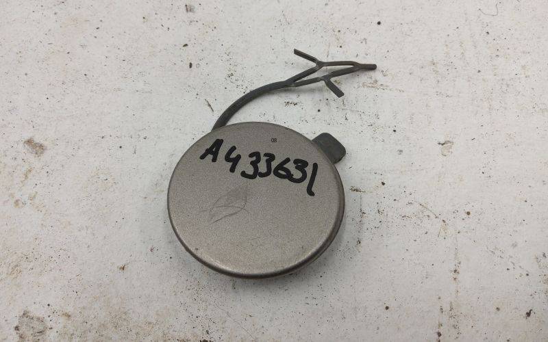 Заглушка буксировочного крюка