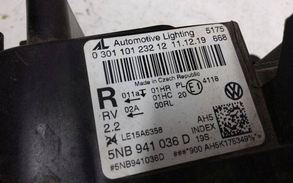 Фара правая