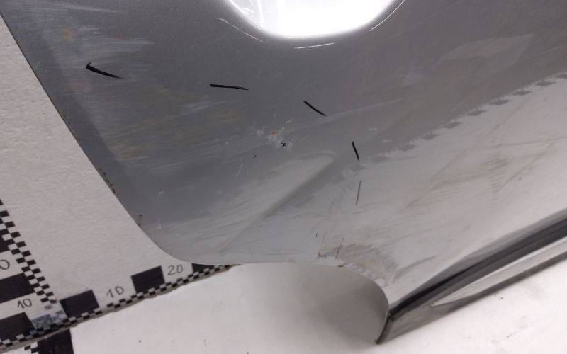 Дверь задняя правая