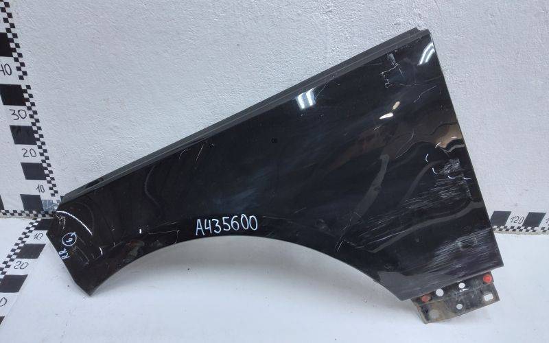 Крыло переднее левое