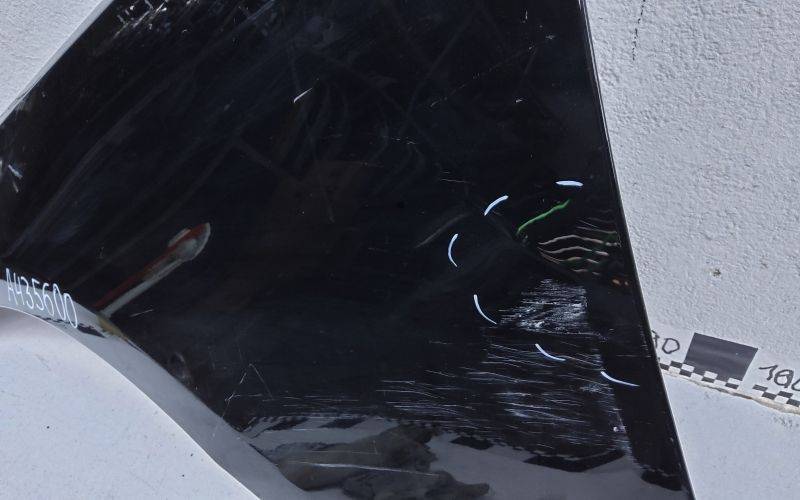 Крыло переднее левое