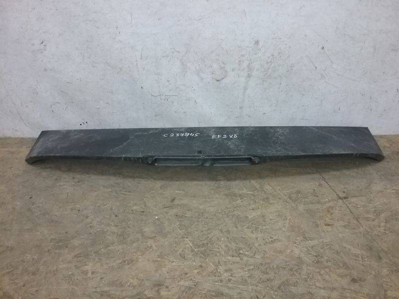 Спойлер (дефлектор) крышки багажника