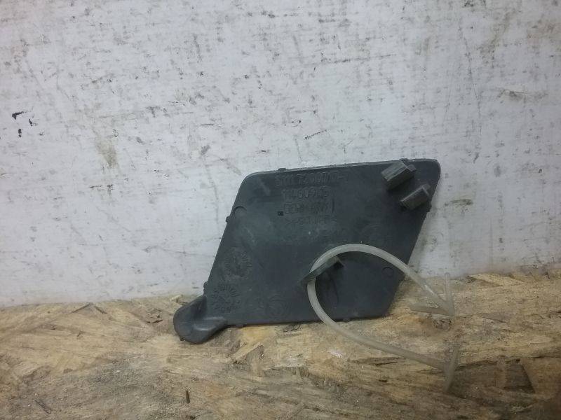 Заглушка буксировочного крюка