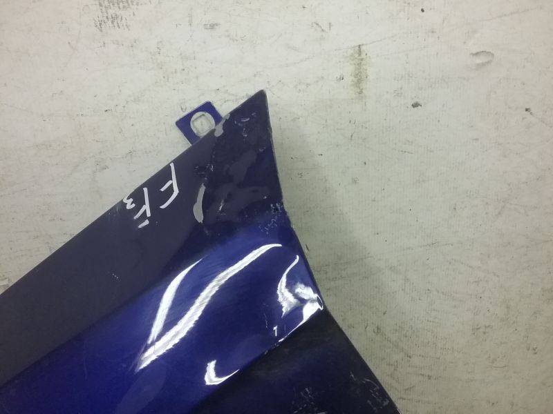 Крыло переднее левое