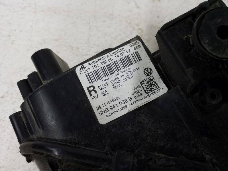 Фара правая