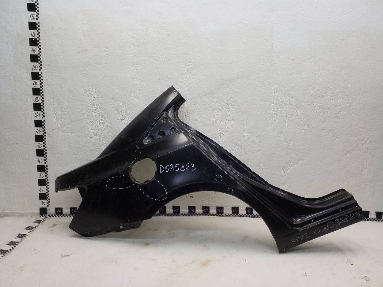 Крыло заднее правое