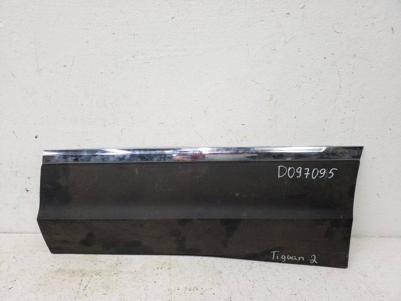 Накладка двери задней левой