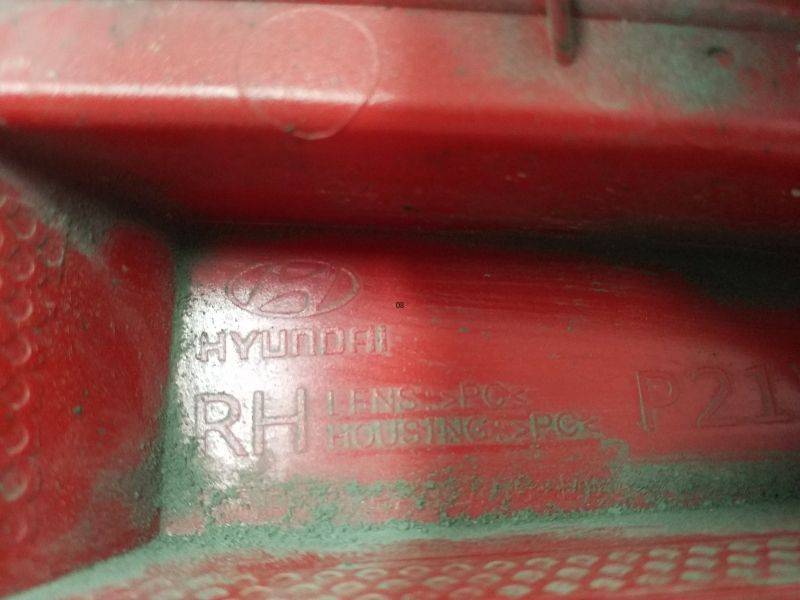 Фонарь задний в бампер правый