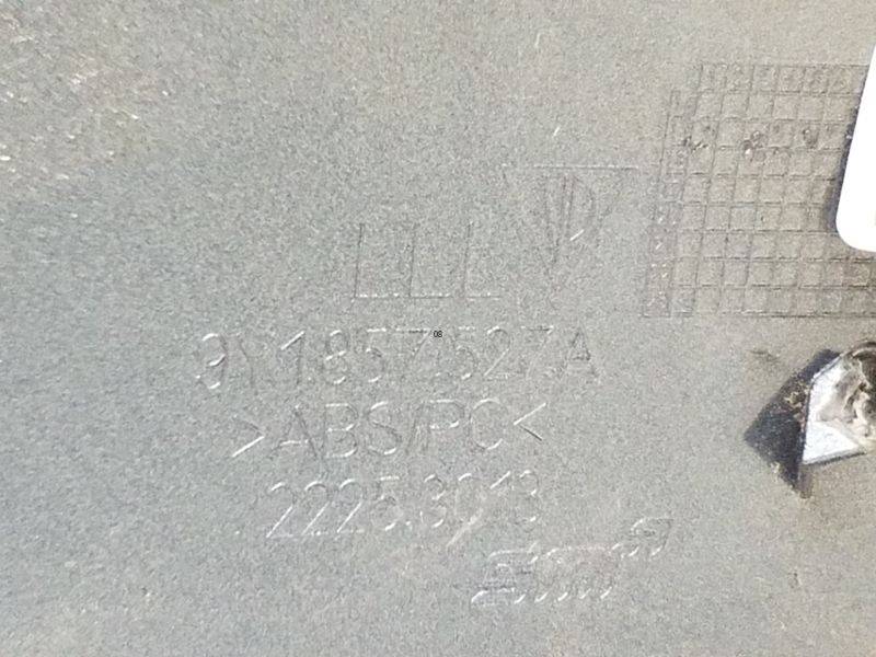 Накладка зеркала левого
