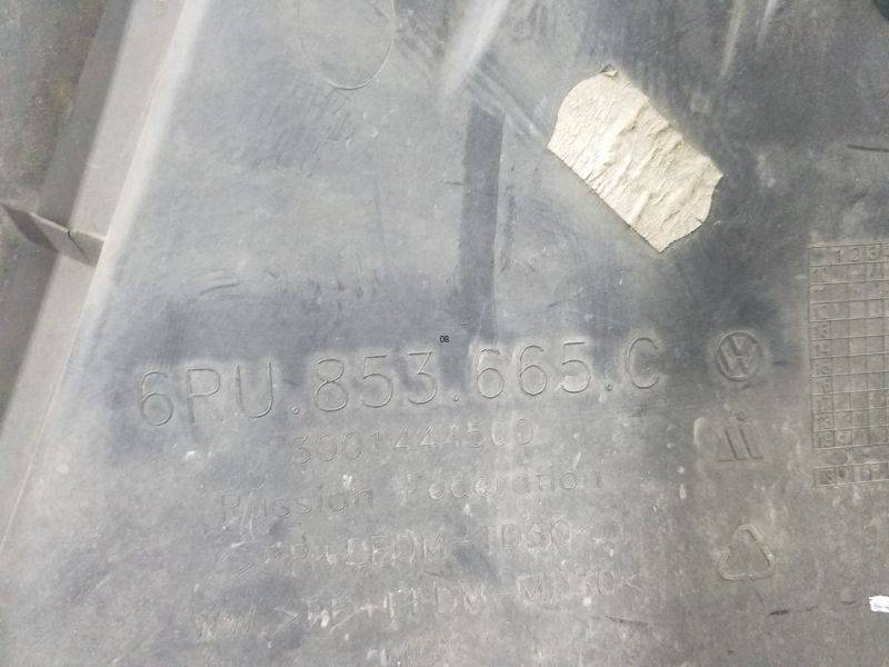 Накладка переднего бампера левая