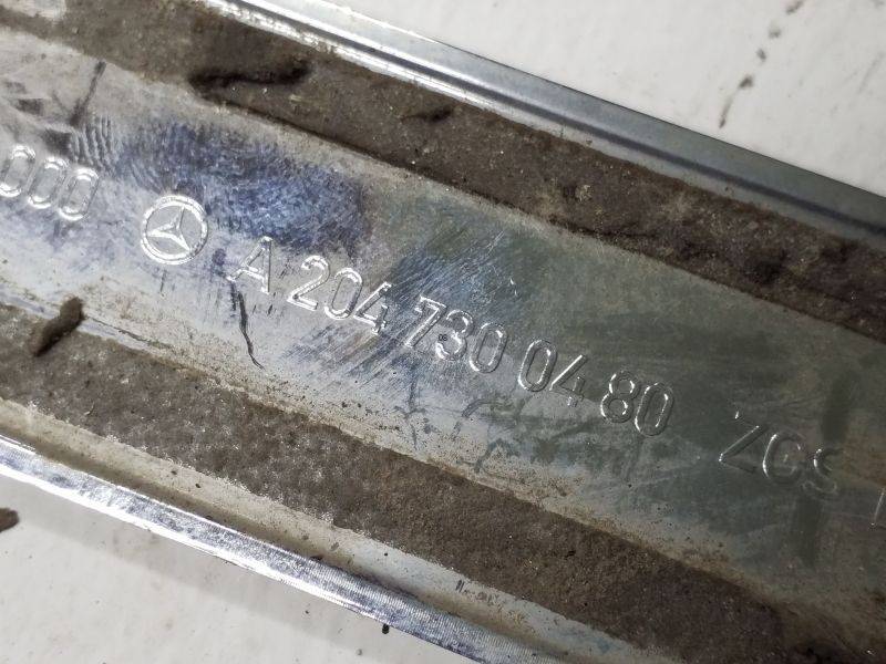 Молдинг задней правой двери