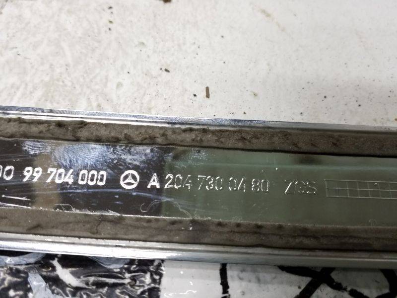 Молдинг задней правой двери