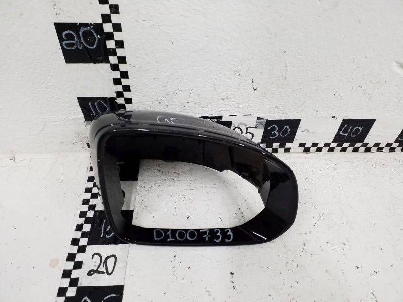 Накладка зеркала правого