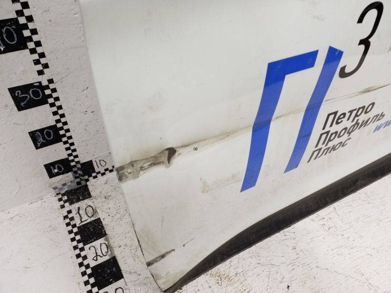 Дверь передняя левая