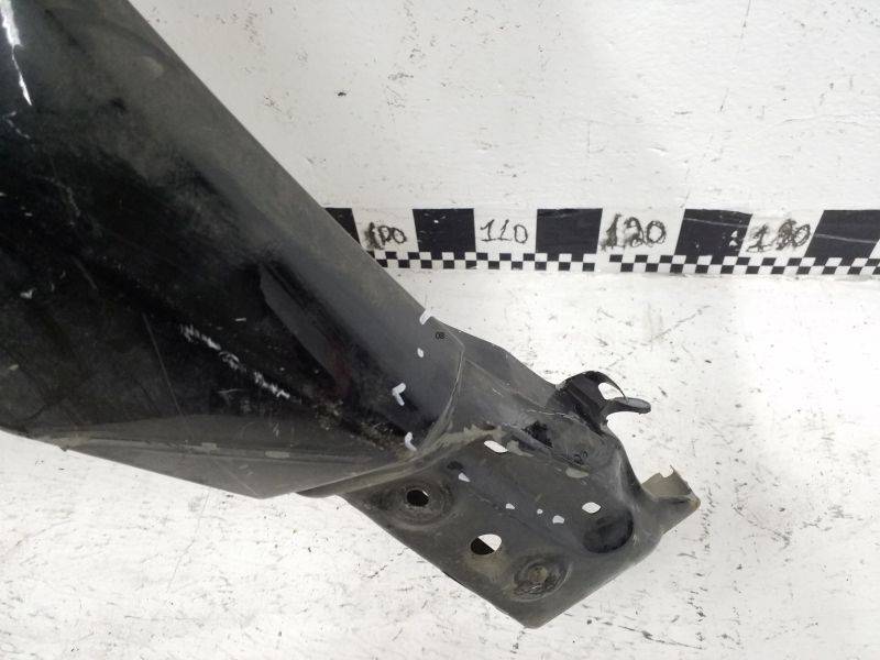 Крыло переднее левое