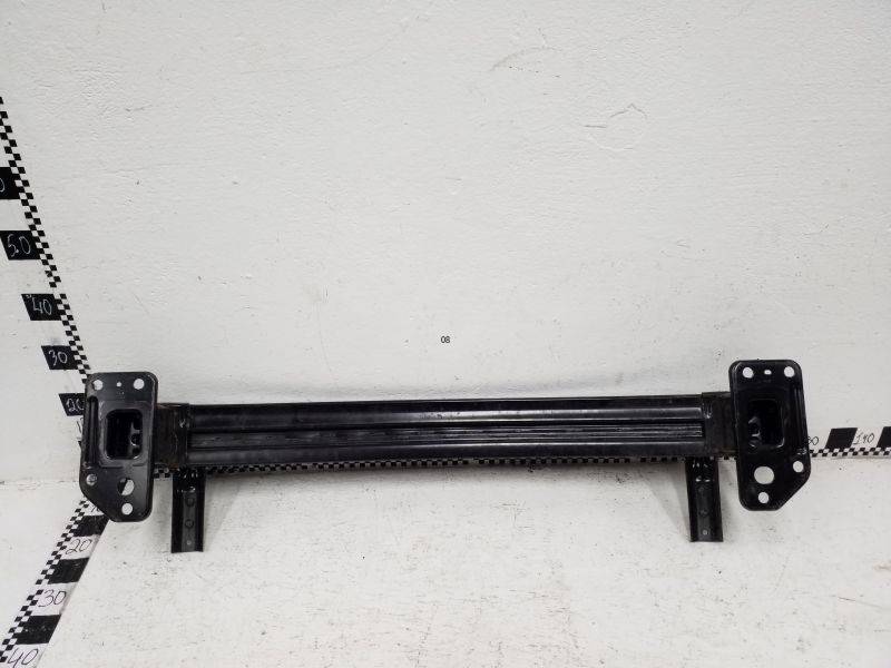 Усилитель переднего бампера