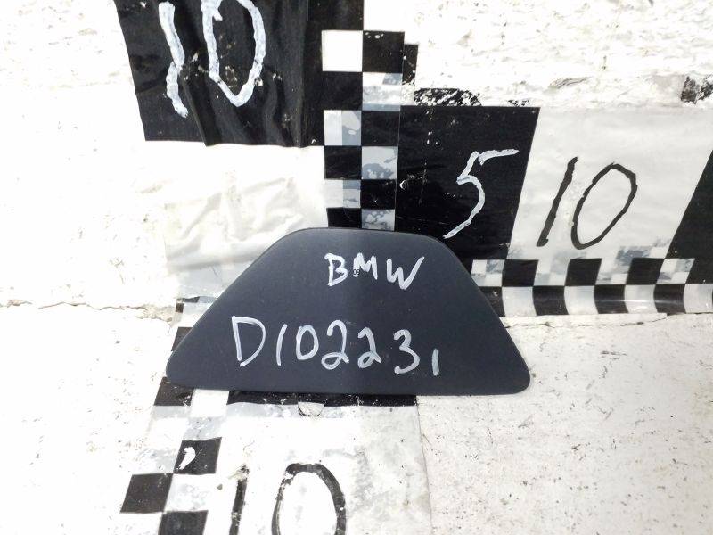 Крышка форсунки омывателя фар