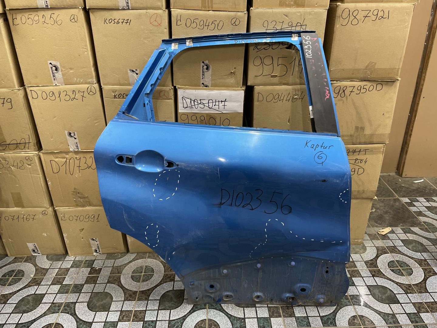 Дверь задняя правая