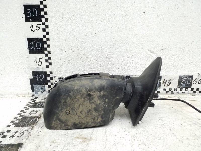 Зеркало правое электрическое