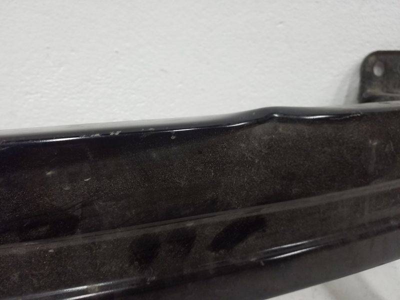 Усилитель переднего бампера