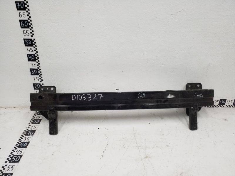 Усилитель переднего бампера