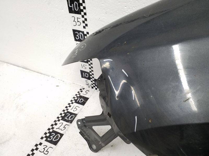 Крыло переднее левое