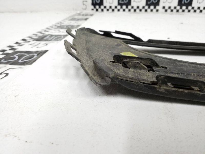 Накладка переднего бампера левая