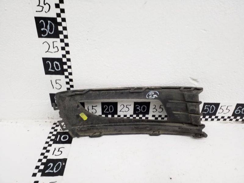 Накладка переднего бампера левая